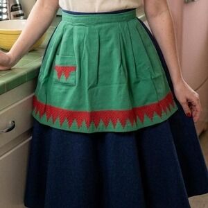 TRUE VINTAGE 1950s Green & Red Embroidered Half Apron - Modern OS/XS-L
